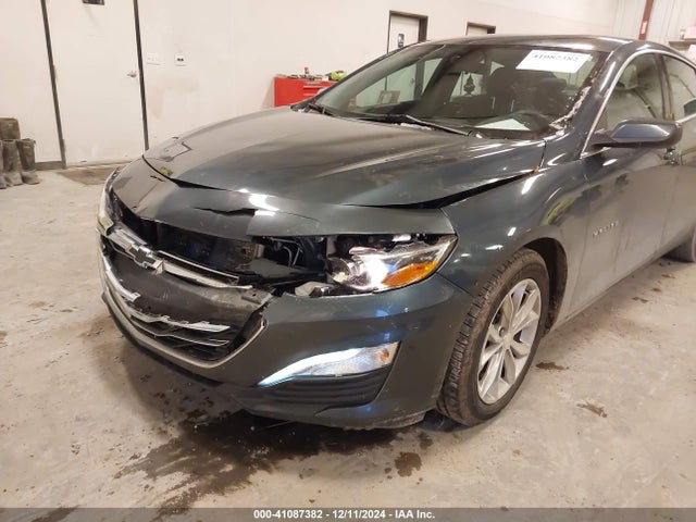 1G1ZD5ST0KF128599 Chevrolet MALIBU LT