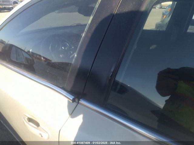 1G1PC5SB8E7473900 Chevrolet Cruze 1lt Auto