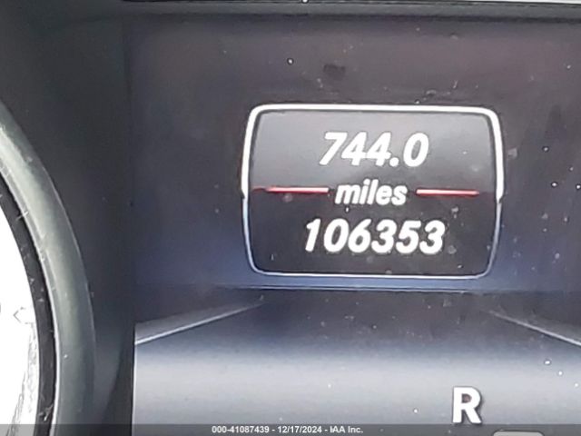 WDCTG4GB5FJ118193 Mercedes-Benz Gla 250 4matic