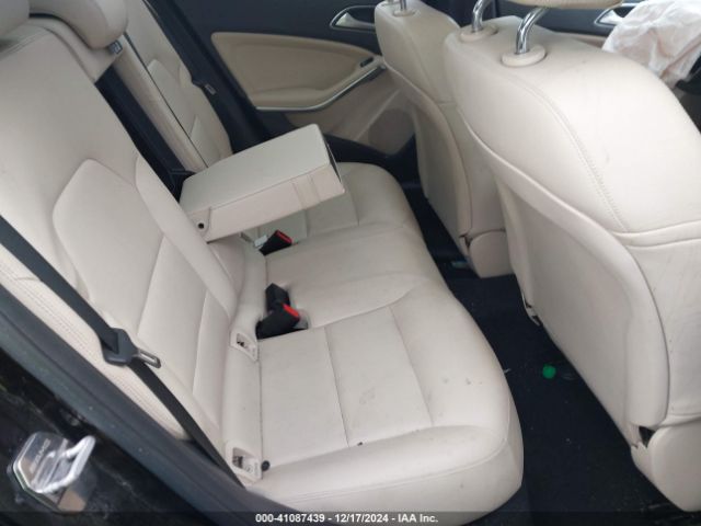 WDCTG4GB5FJ118193 Mercedes-Benz Gla 250 4matic