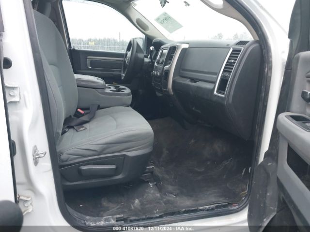 3C6TR5CT7FG568361 RAM 2500 Tradesman