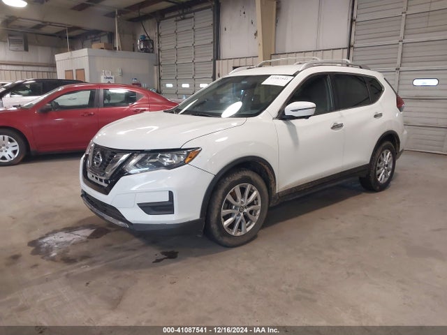 Nissan ROGUE SV 2017 KNMAT2MT8HP535821 Image 2