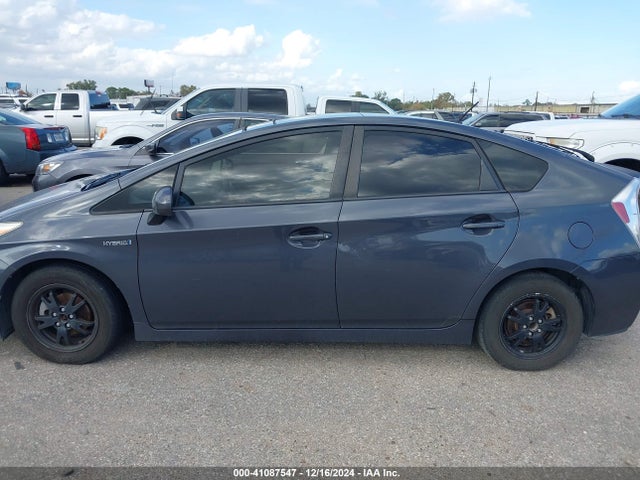 JTDKN3DU0E1747415 Toyota Prius