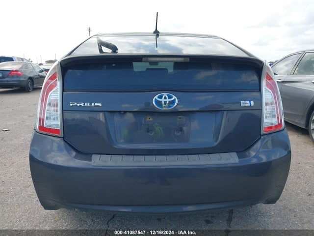 JTDKN3DU0E1747415 Toyota Prius