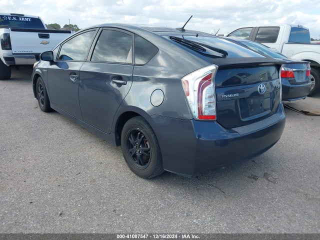 JTDKN3DU0E1747415 Toyota Prius