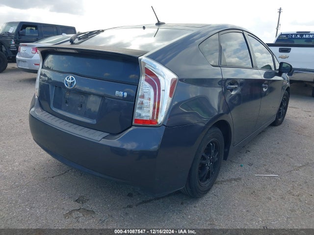 JTDKN3DU0E1747415 Toyota Prius