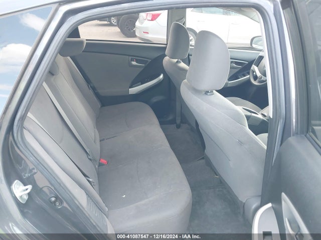 JTDKN3DU0E1747415 Toyota Prius