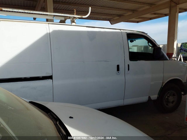 Chevrolet Express 2500 Work Van 2014 1GCWGGCA3E1200875 Image 13