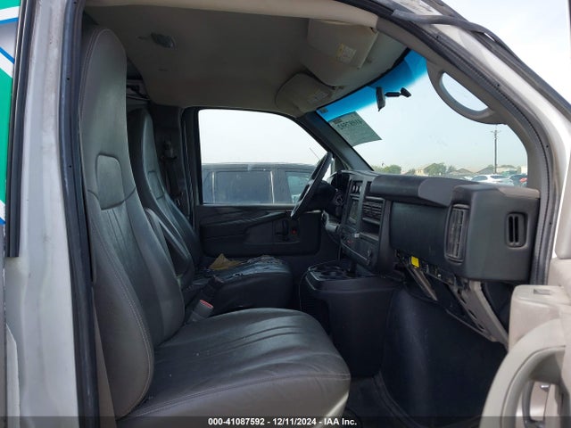 Chevrolet Express 2500 Work Van 2014 1GCWGGCA3E1200875 Image 5