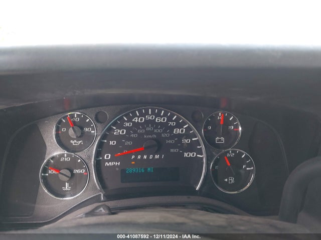 Chevrolet Express 2500 Work Van 2014 1GCWGGCA3E1200875 Image 7