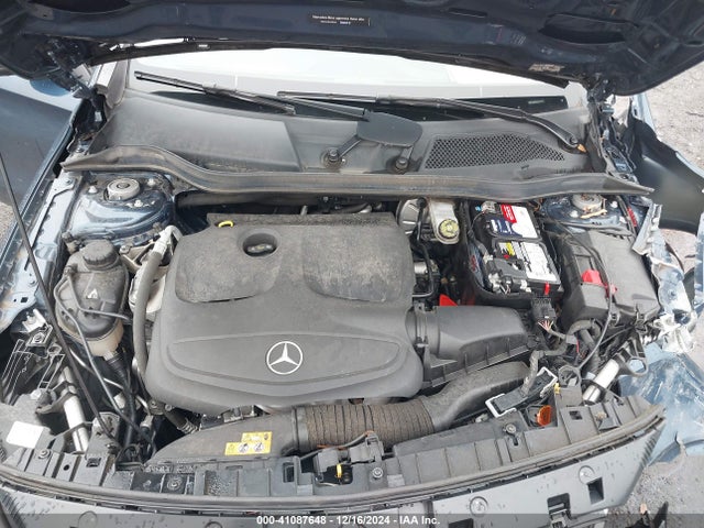 WDCTG4GB2KJ601957 Mercedes-Benz Gla 250 4matic