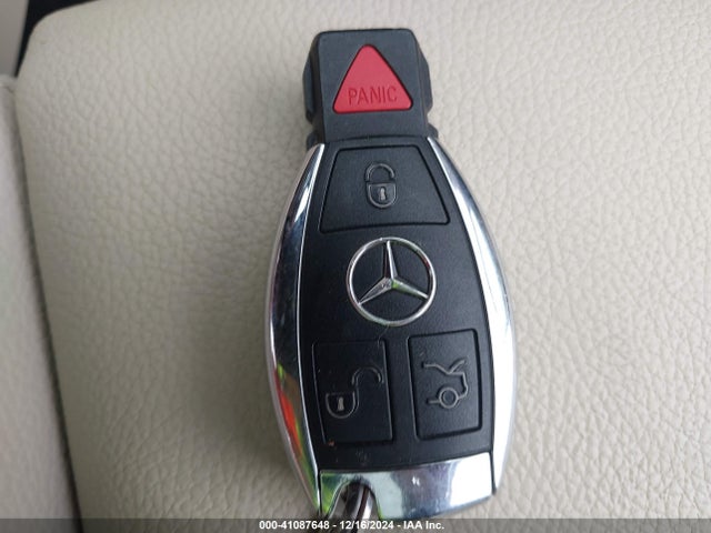 WDCTG4GB2KJ601957 Mercedes-Benz Gla 250 4matic