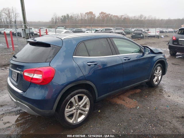 WDCTG4GB2KJ601957 Mercedes-Benz Gla 250 4matic