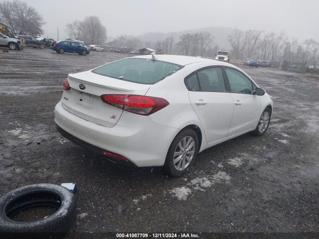 KIA FORTE S 2017 3KPFL4A72HE139327 Image 4