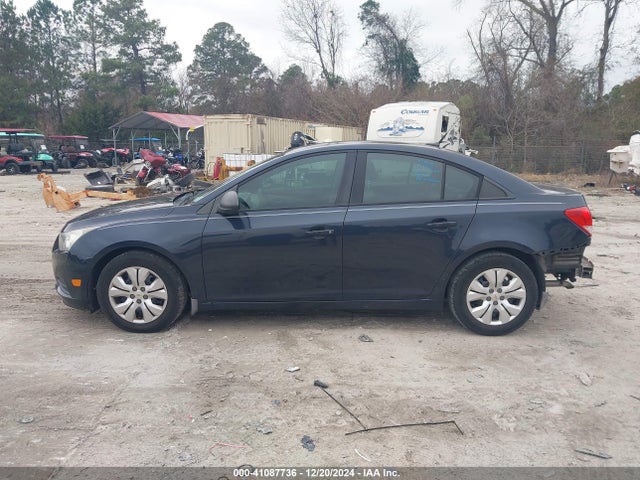 1G1PA5SH8E7222854 Chevrolet Cruze Ls Auto