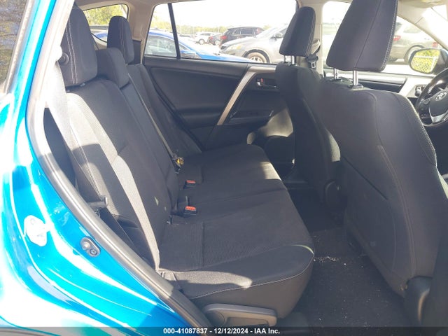 JTMWFREV3JJ751672 Toyota Rav4 Adventure/xle