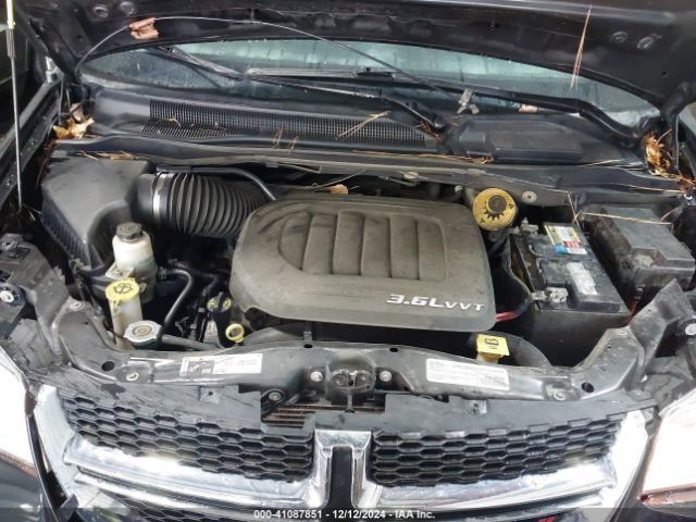 2C4RDGCG4HR801075 Dodge Grand Caravan Sxt