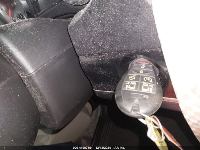 2C4RDGCG4HR801075 Dodge Grand Caravan Sxt
