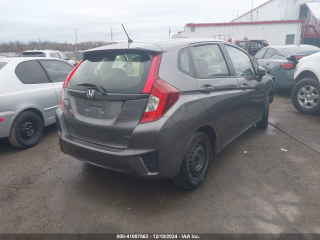 Honda FIT LX 2016 JHMGK5H51GS010409 Image 4