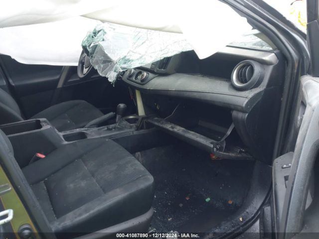 2T3ZFREV3GW310888 Toyota RAV4 LE