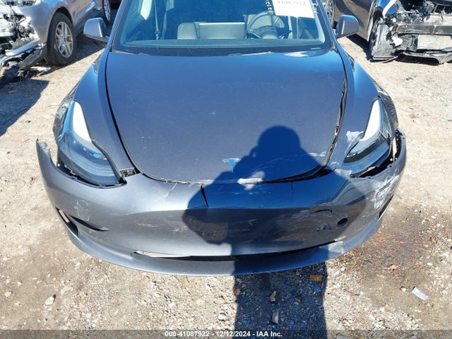 2023 TESLA MODEL 3 5YJ3E1EAXPF466701 Photo 5