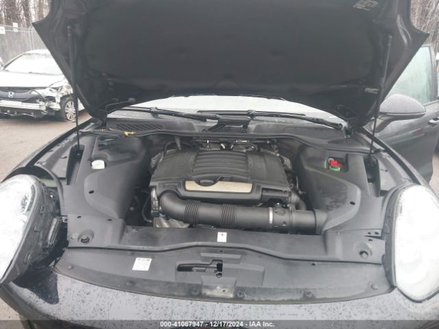 2017 PORSCHE CAYENNE WP1AA2A22HKA87556 Photo 9