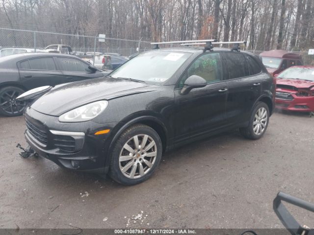 2017 PORSCHE CAYENNE WP1AA2A22HKA87556 Photo 1