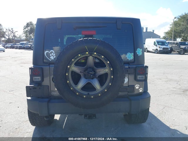 1C4AJWAG5HL617260 Jeep Wrangler Sport 4x4