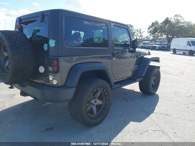 1C4AJWAG5HL617260 Jeep Wrangler Sport 4x4