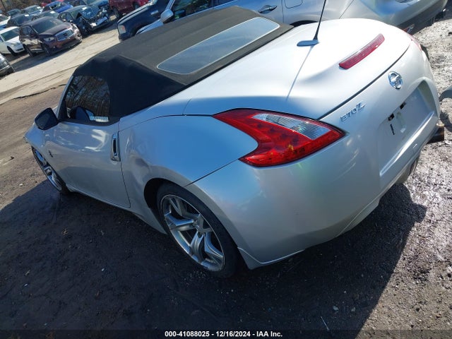 2012 NISSAN 370Z JN1AZ4FH4CM371189 Photo 2