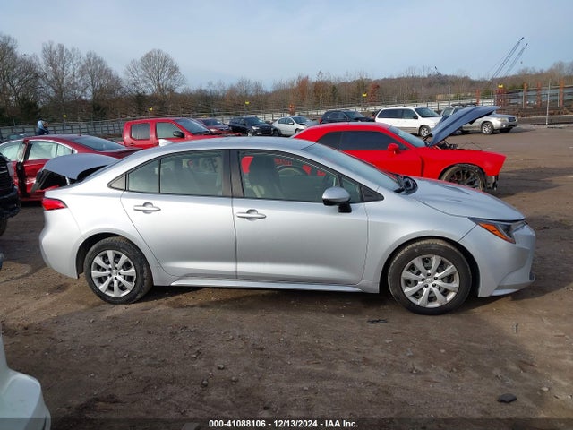 Toyota COROLLA LE 2021 JTDEPMAE7MJ174828 Image 13