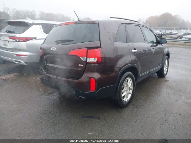 KIA Sorento Lx V6 2015 5XYKTDA79FG605205 Image 4