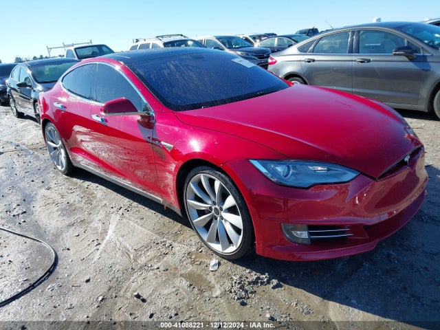 2013 TESLA MODEL S 5YJSA1DP8DFP15392 Photo 0