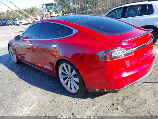 2013 TESLA MODEL S 5YJSA1DP8DFP15392 Photo 2