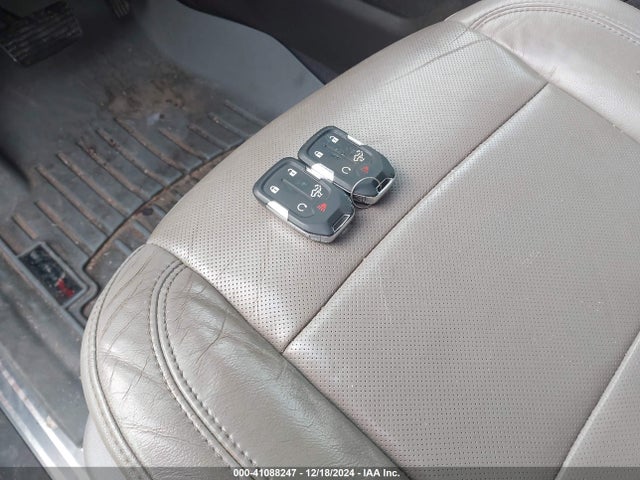 3GTU9DEL5LG218713 GMC Sierra 1500 4wd  Short Box Slt