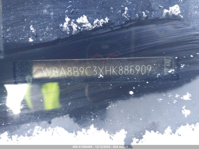 WBA8B9C3XHK885909 BMW 330I