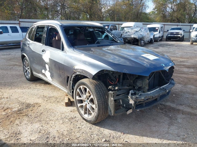2021 BMW X5 5UXCR4C03M9G75110
