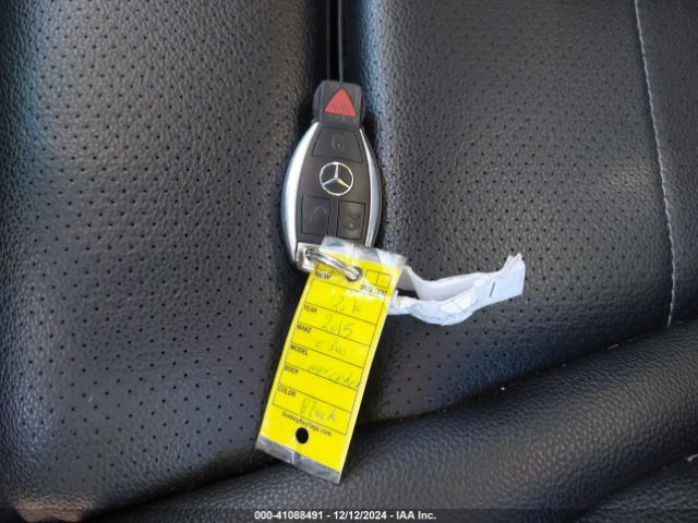 55SWF4JB3FU047063 Mercedes-Benz C 300 Luxury/sport