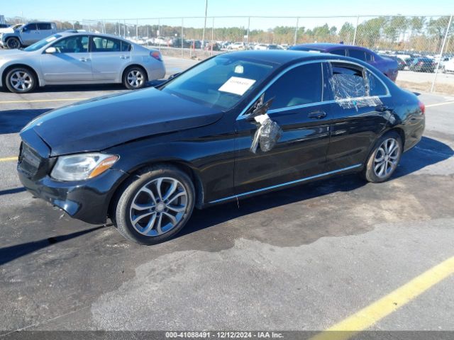 55SWF4JB3FU047063 Mercedes-Benz C 300 Luxury/sport