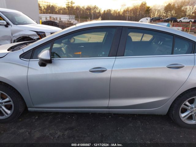1G1BE5SMXH7212780 Chevrolet Cruze Lt Auto