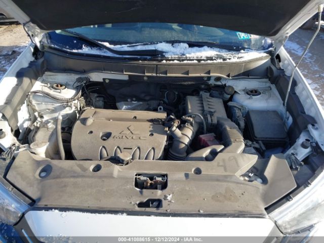 2018 MITSUBISHI OUTLANDER SPORT JA4AR3AU7JU003513 Photo 9