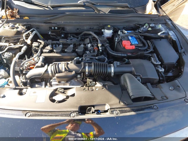 1HGCV1F31NA118079 Honda Accord Sport
