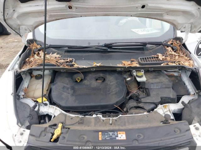 1FMCU0G93FUA14588 Ford ESCAPE SE