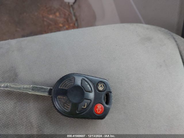 1FMCU0G93FUA14588 Ford ESCAPE SE