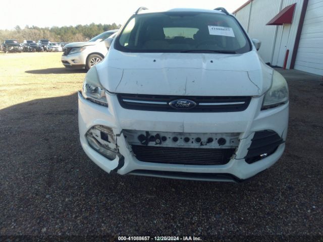 1FMCU0G93FUA14588 Ford ESCAPE SE
