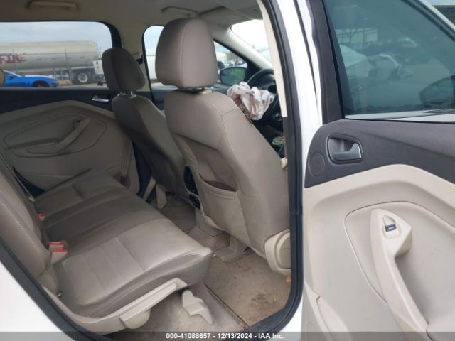 1FMCU0G93FUA14588 Ford ESCAPE SE