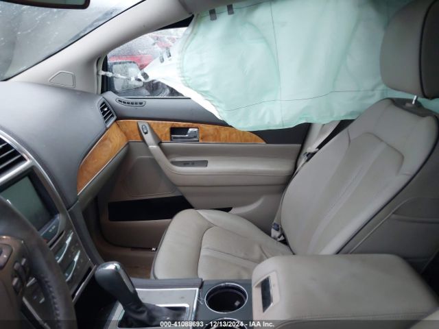 2LMDJ6JK1FBL32179 Lincoln MKX