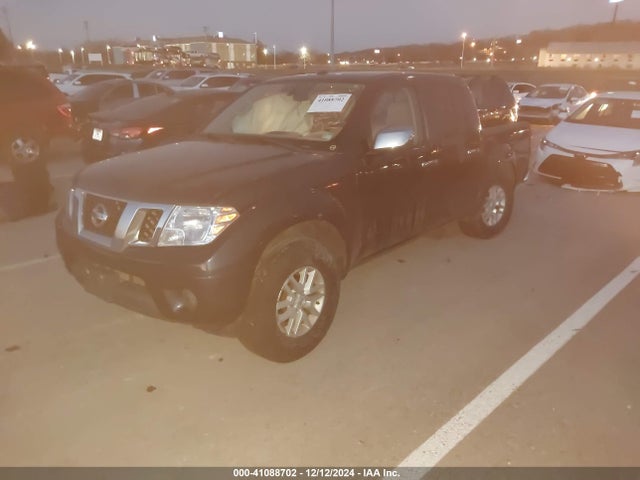 1N6AD0ER2JN711068 Nissan Frontier Sv