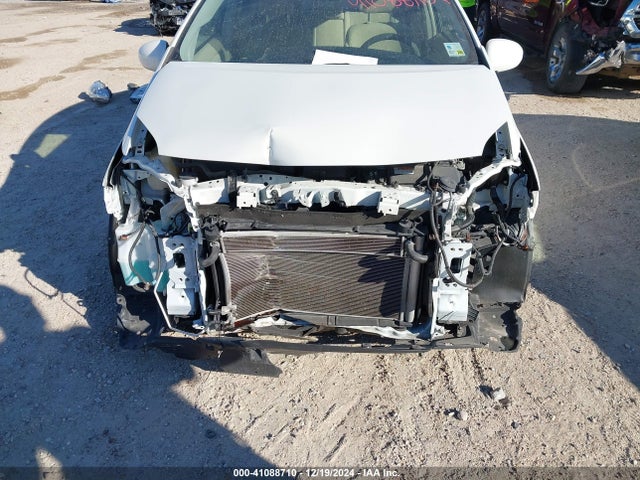 Toyota Prius 2015 JTDKN3DU3F0424449 Image 6