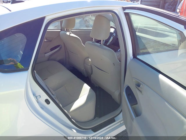 Toyota Prius 2015 JTDKN3DU3F0424449 Image 8